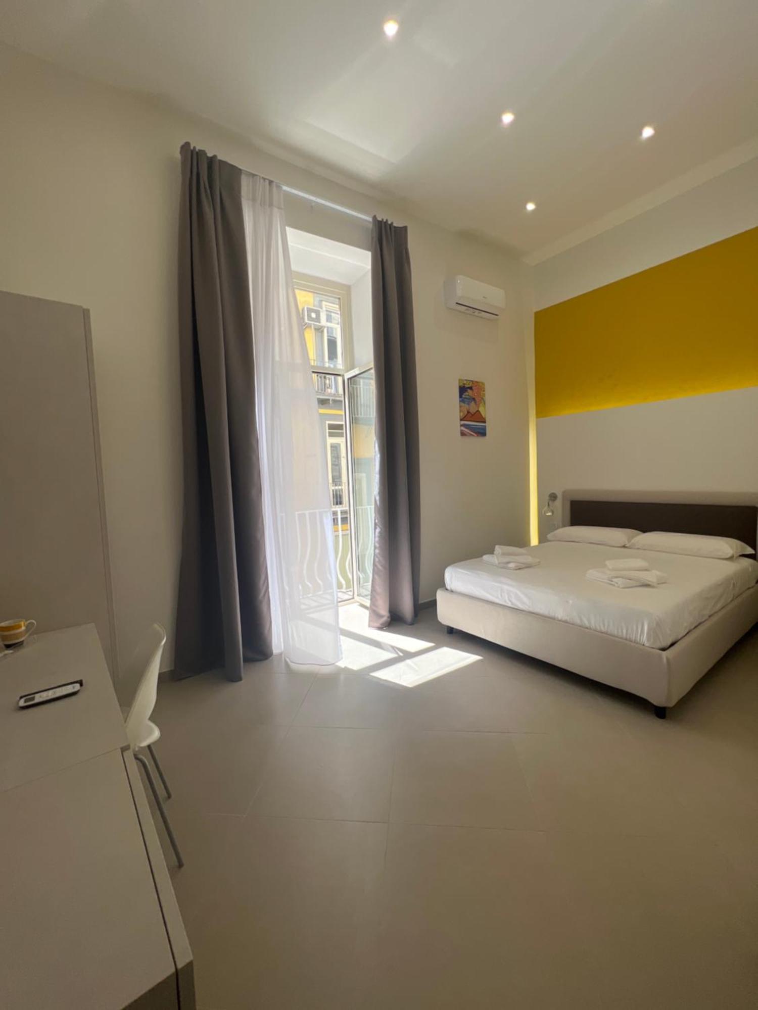 Hotel Dimora Chiaia 209 Neapel Exterior foto